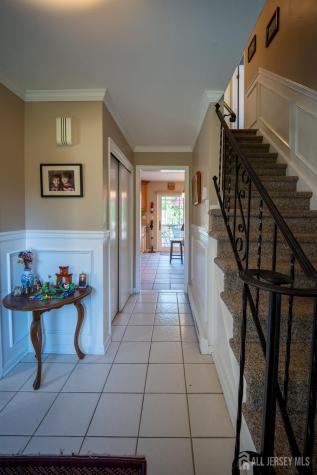 207 Grant Avenue Middlesex NJ 08846