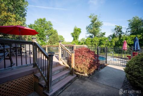 207 Grant Avenue Middlesex NJ 08846