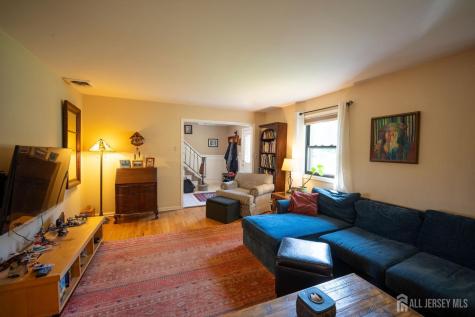 207 Grant Avenue Middlesex NJ 08846