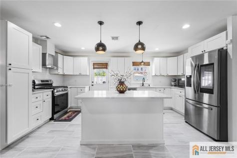 88 Leber Avenue Carteret NJ 07008