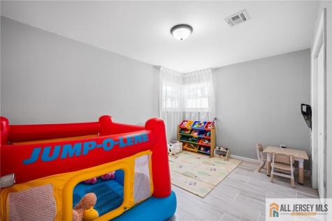 88 Leber Avenue Carteret NJ 07008