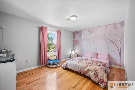 88 Leber Avenue Carteret NJ 07008