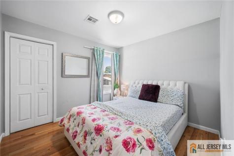 88 Leber Avenue Carteret NJ 07008