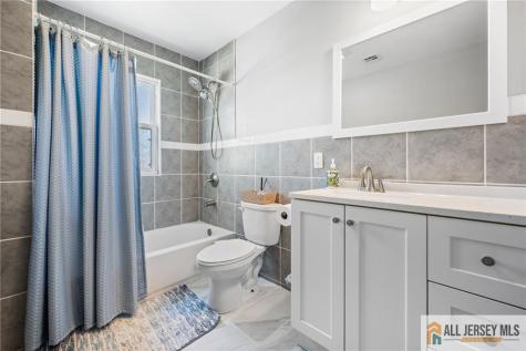 88 Leber Avenue Carteret NJ 07008