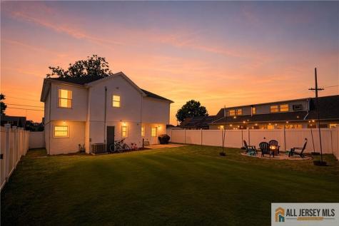 88 Leber Avenue Carteret NJ 07008