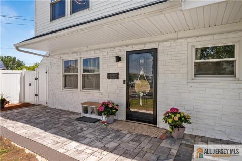 88 Leber Avenue Carteret NJ 07008