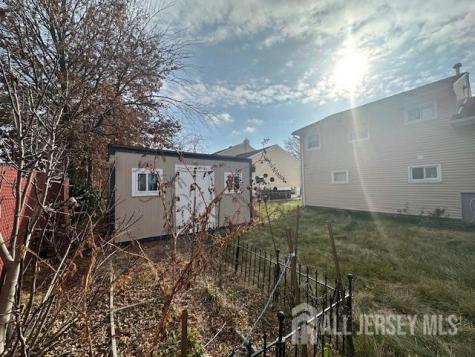 118 Markowitz Street Carteret NJ 07008