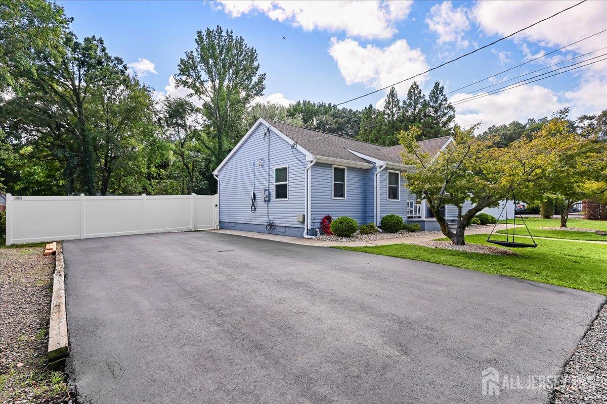 6 Soden Lane Old Bridge NJ 08857