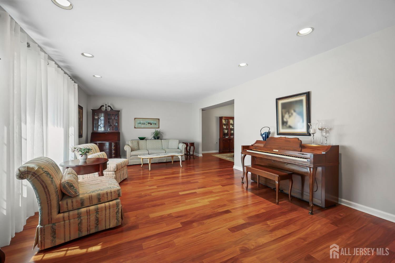 47 Higgins Road Old Bridge NJ 08857