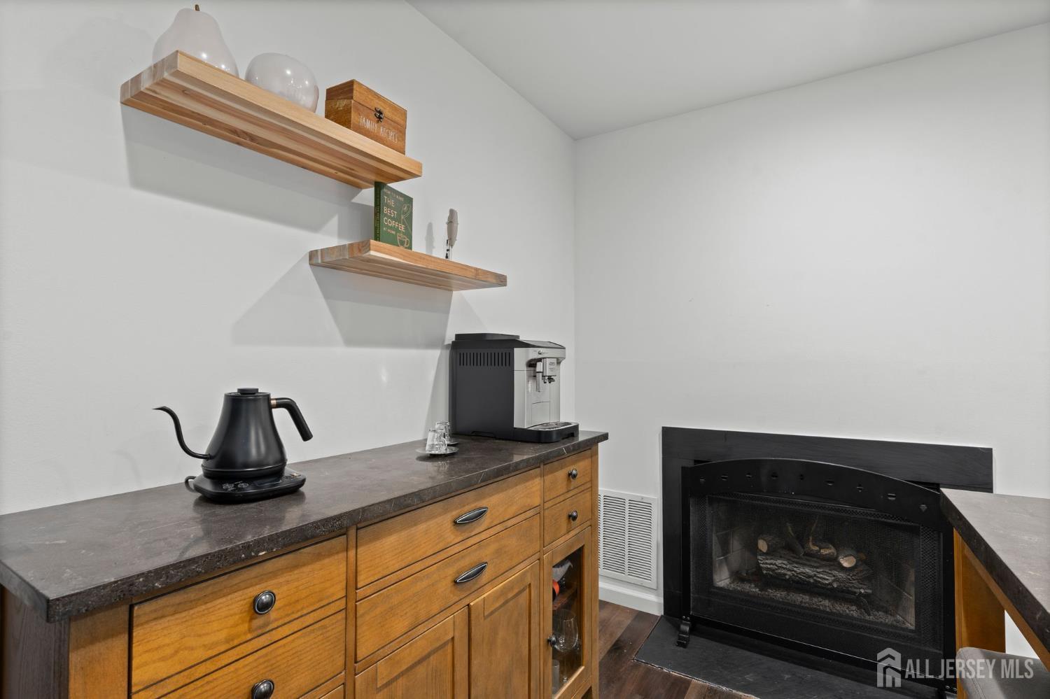 1309 Juniper Court South Brunswick NJ 08852
