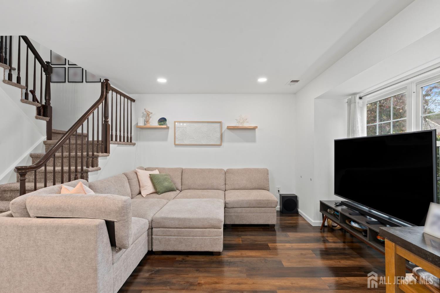 1309 Juniper Court South Brunswick NJ 08852