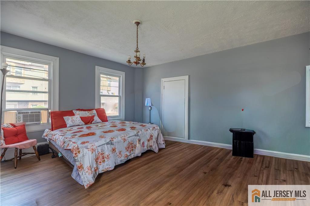 88 Hassart Street New Brunswick NJ 08901