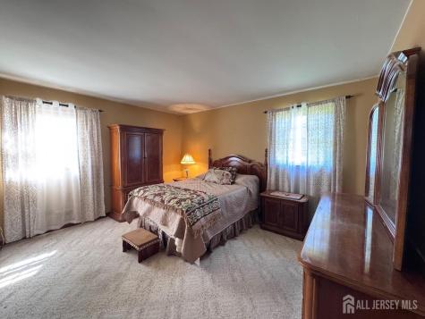 17 Petty Avenue East Brunswick NJ 08816