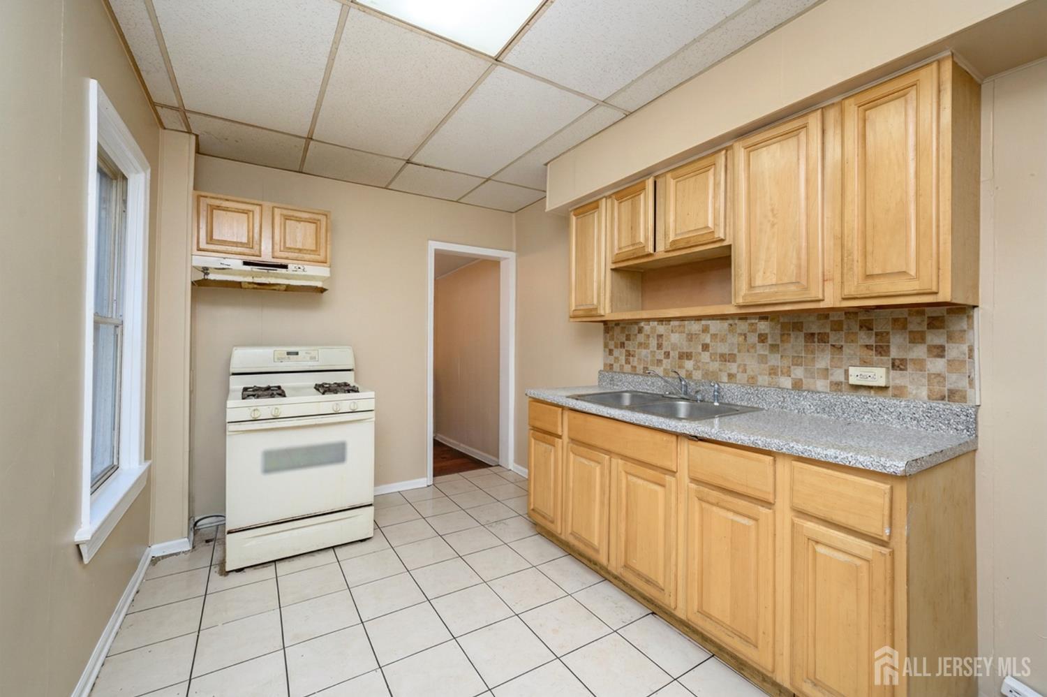 1414 S Clinton Avenue S Trenton NJ 08610