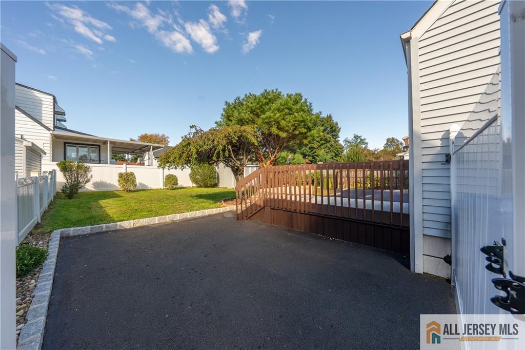 18 Roseland Place North Brunswick NJ 08902