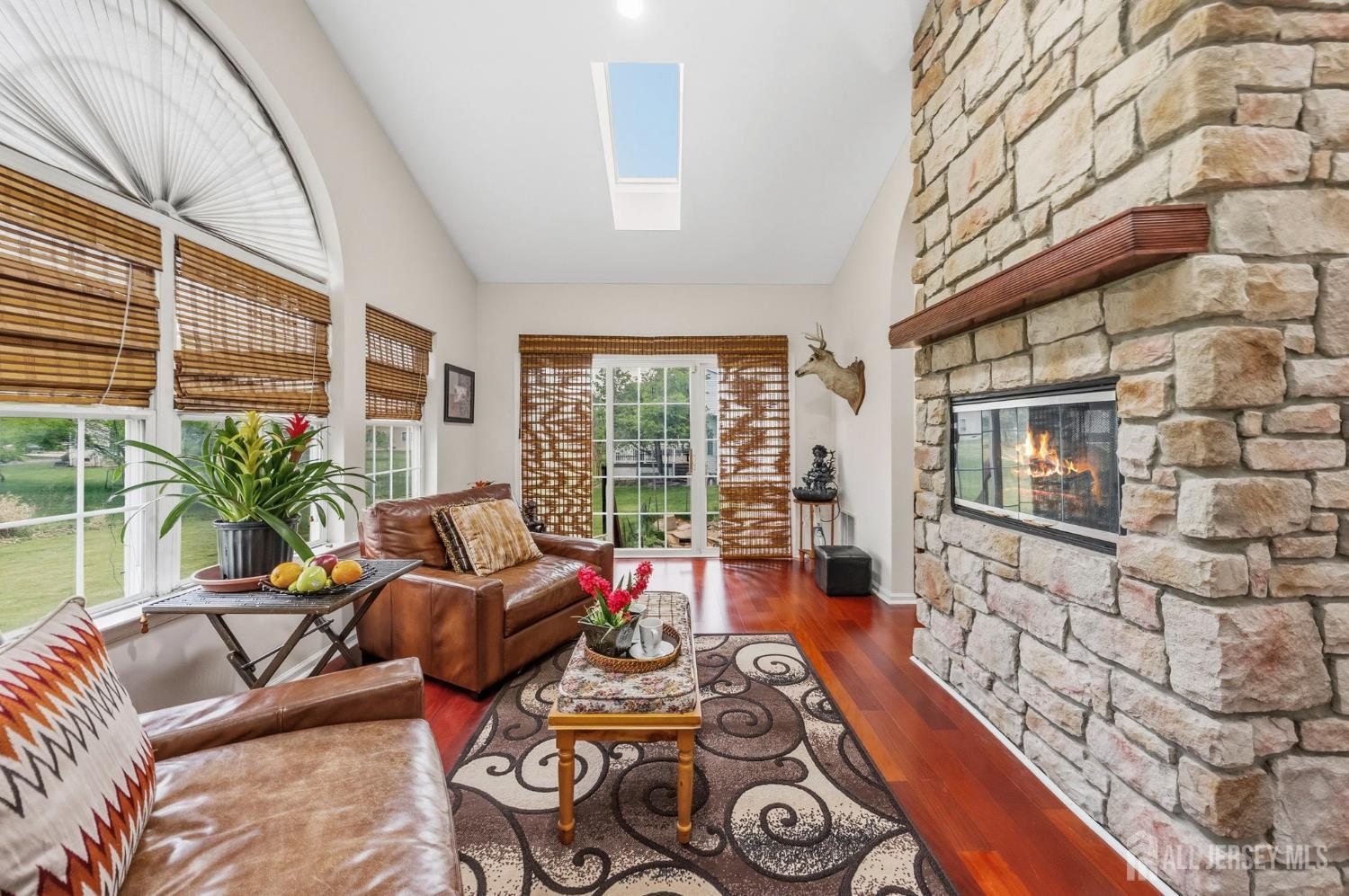 10 Julie Court Franklin NJ 08873