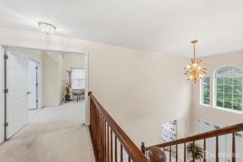 10 Julie Court Franklin NJ 08873