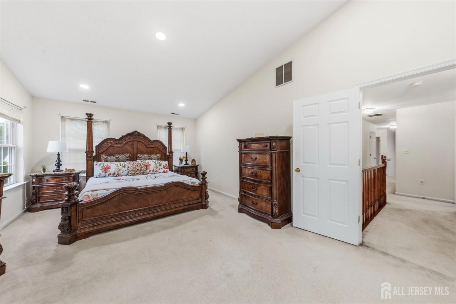 10 Julie Court Franklin NJ 08873