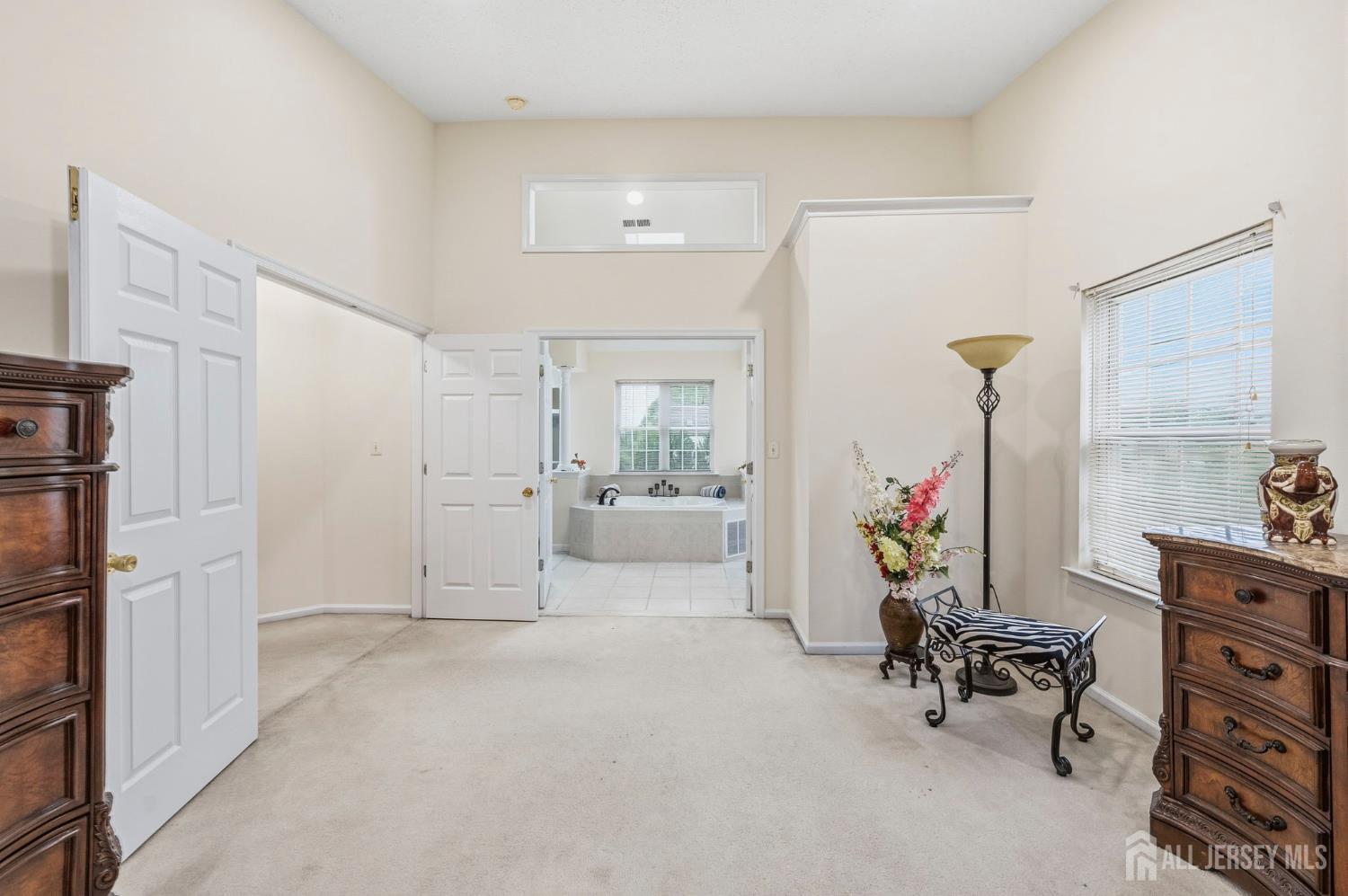 10 Julie Court Franklin NJ 08873