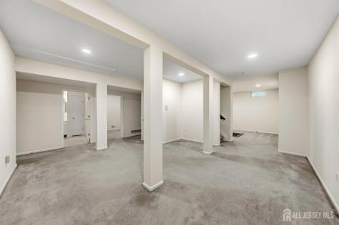 10 Julie Court Franklin NJ 08873