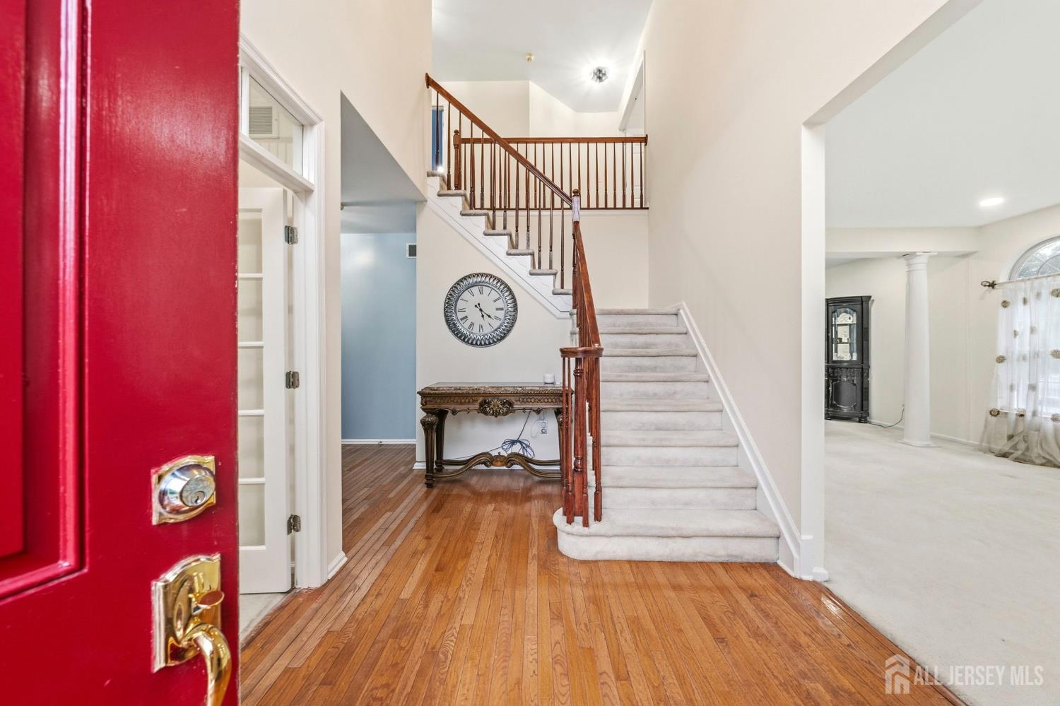 10 Julie Court Franklin NJ 08873