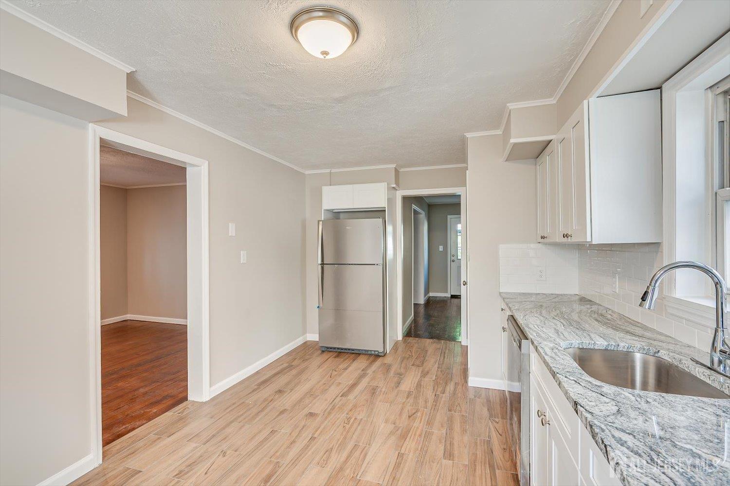 49 Comstock Street New Brunswick NJ 08901