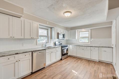 49 Comstock Street New Brunswick NJ 08901