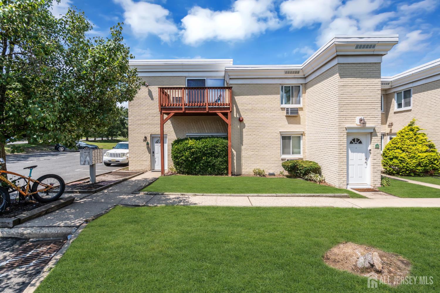 13 Lake Avenue East Brunswick NJ 08816