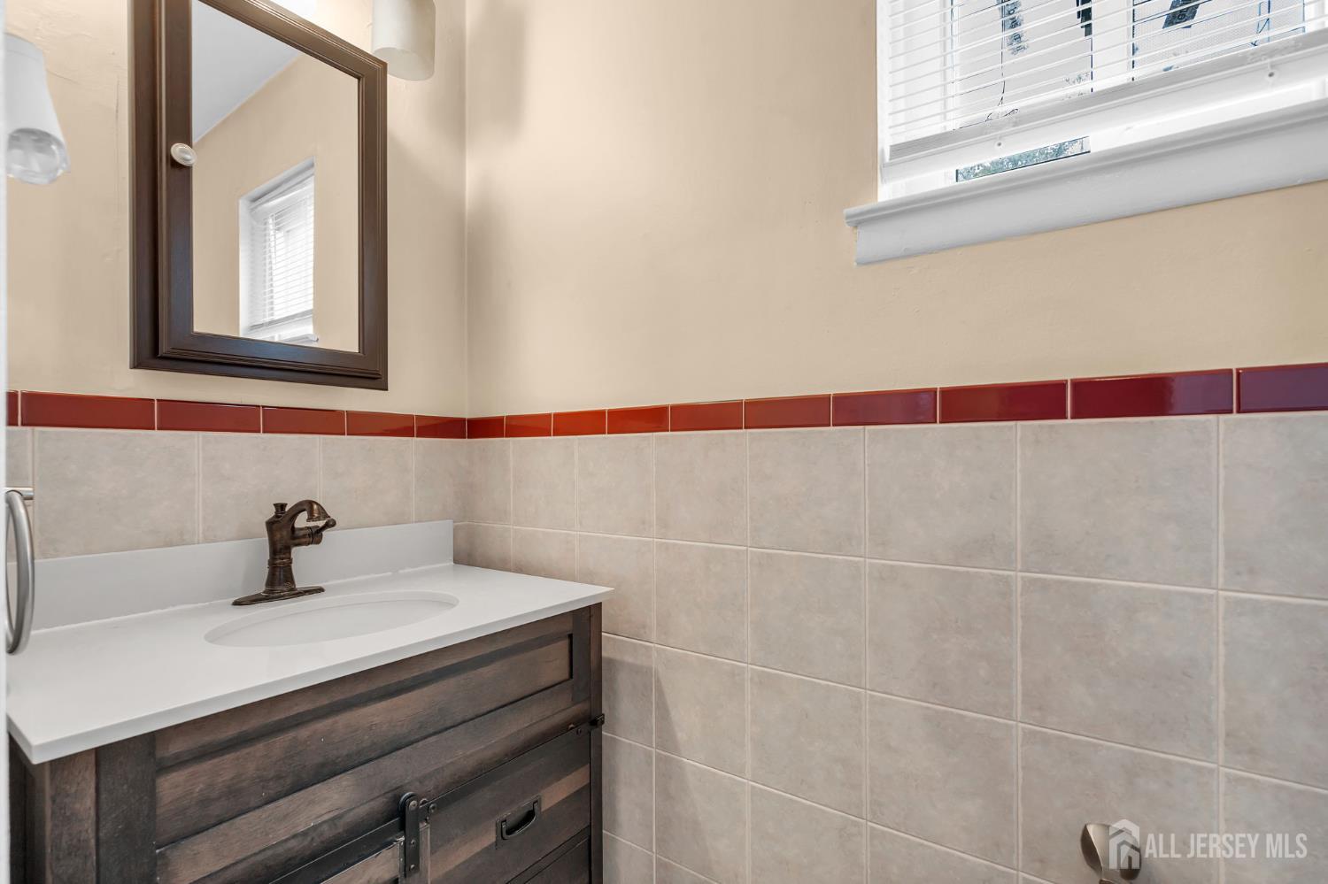 13 Lake Avenue East Brunswick NJ 08816