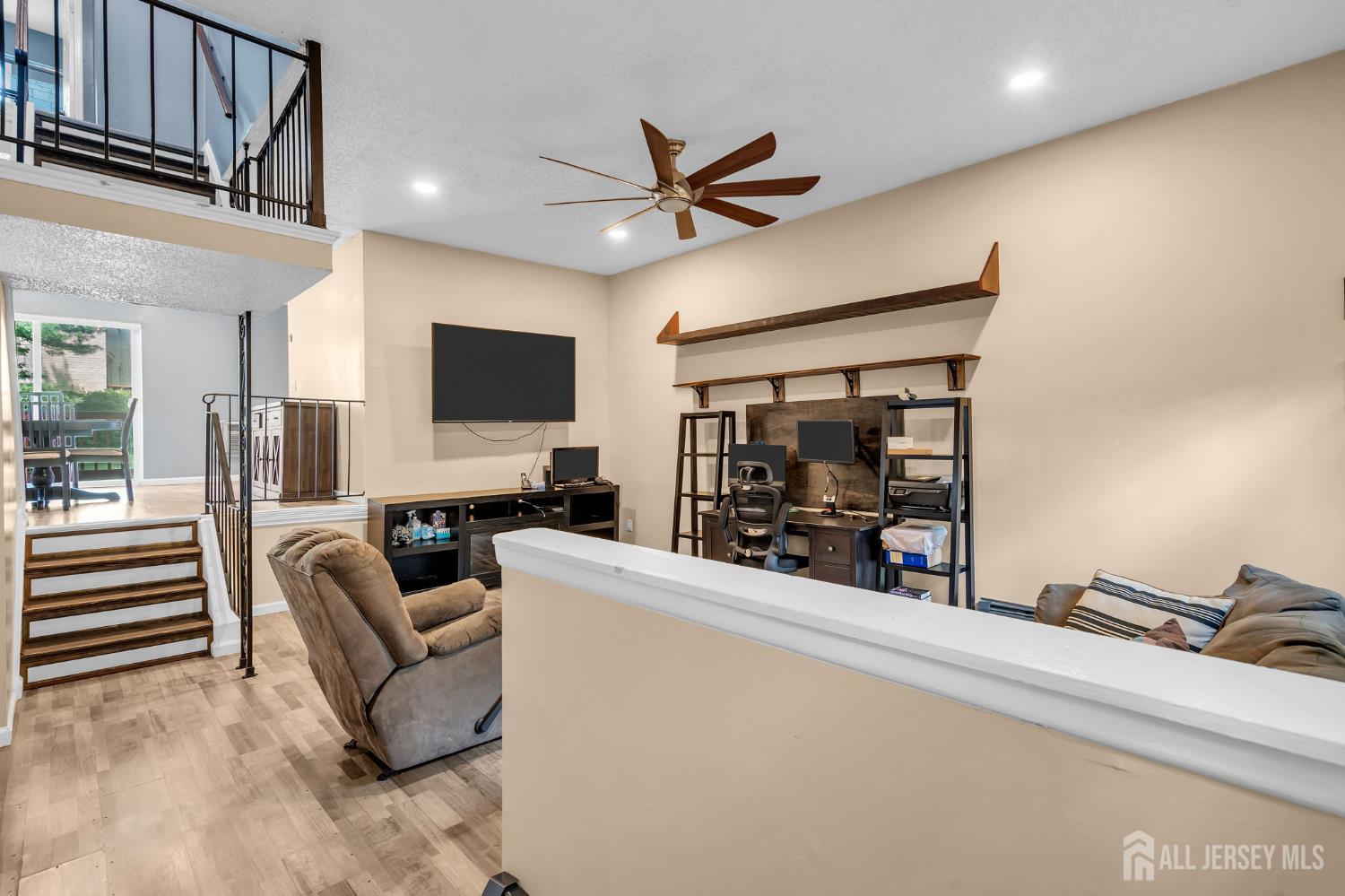 13 Lake Avenue East Brunswick NJ 08816