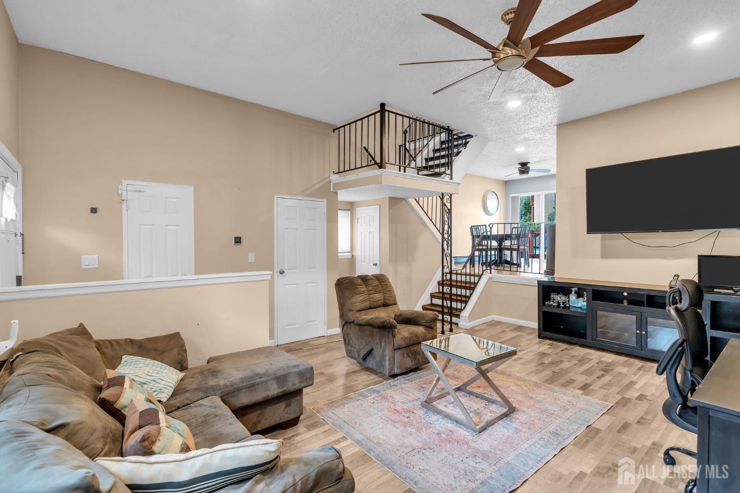 13 Lake Avenue East Brunswick NJ 08816