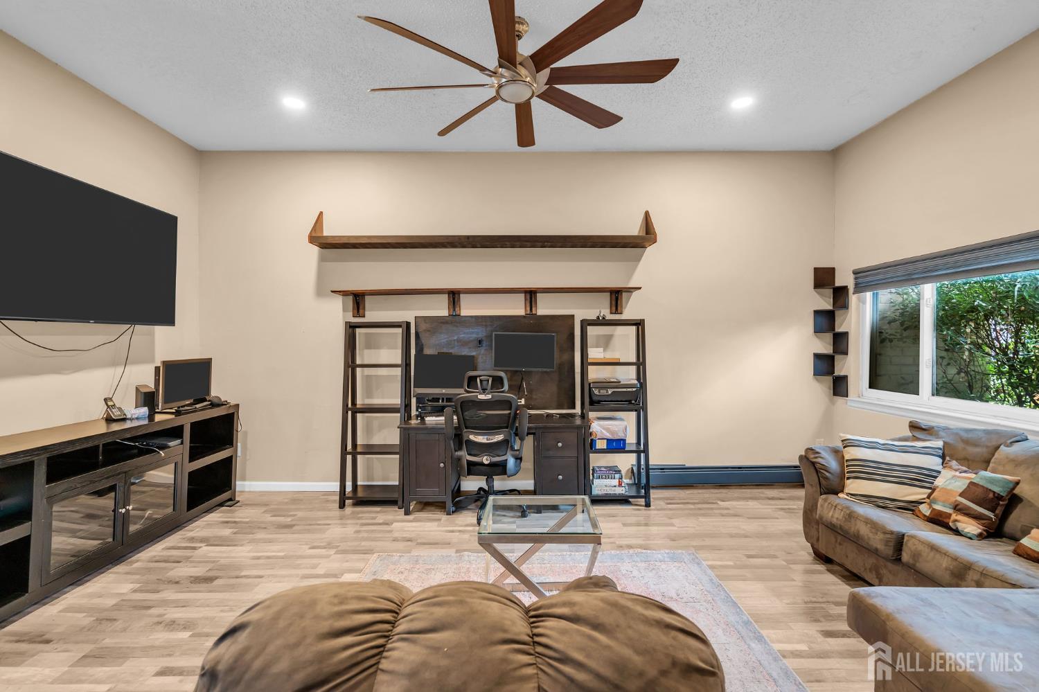 13 Lake Avenue East Brunswick NJ 08816