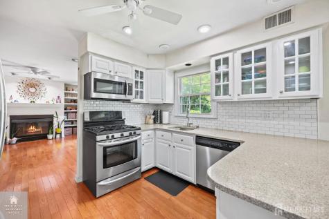 78 Henderson Road South Brunswick NJ 08824