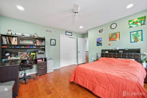 78 Henderson Road South Brunswick NJ 08824