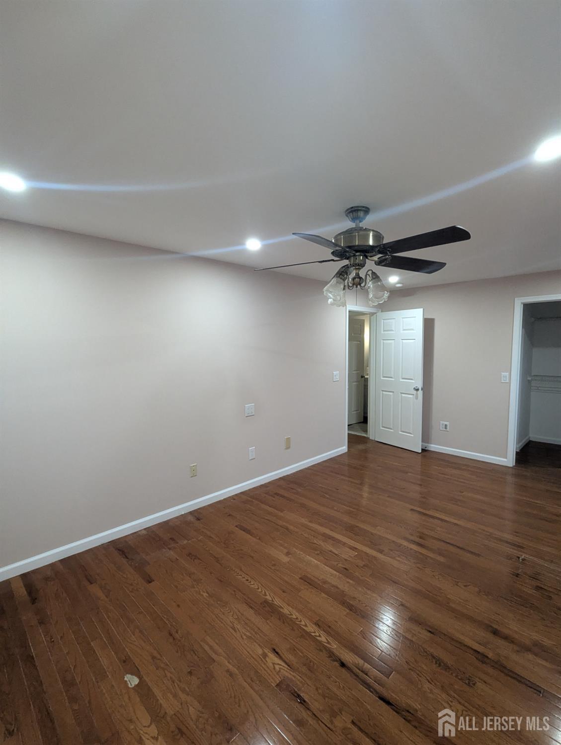 316 Ventnor Court Piscataway NJ 08854