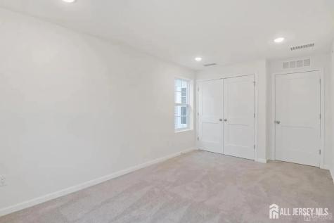 735 Station Road Dunellen NJ 08812