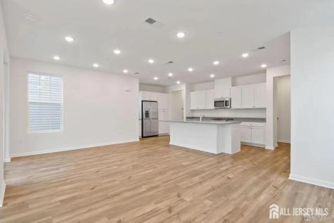 735 Station Road Dunellen NJ 08812