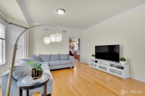 11 Goodrich Street Iselin NJ 08830