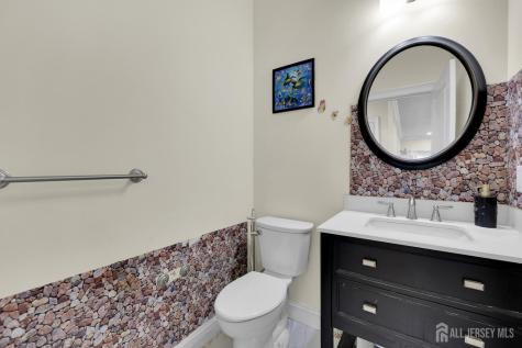 11 Goodrich Street Iselin NJ 08830