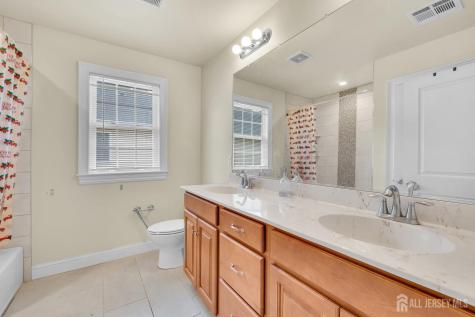 11 Goodrich Street Iselin NJ 08830