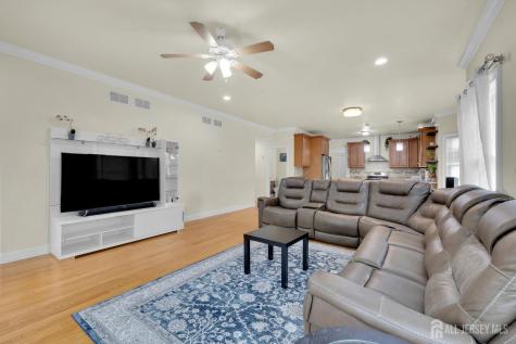 11 Goodrich Street Iselin NJ 08830