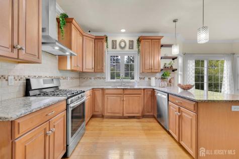11 Goodrich Street Iselin NJ 08830