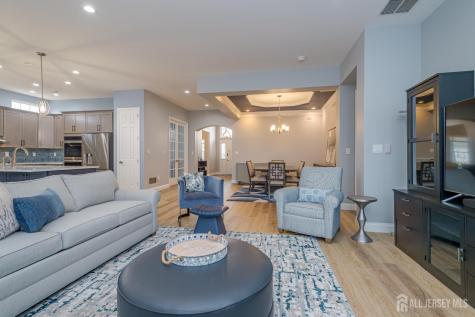 16 Tamarack Road Monroe NJ 08831