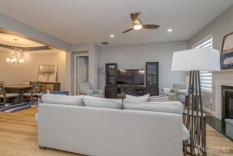 16 Tamarack Road Monroe NJ 08831