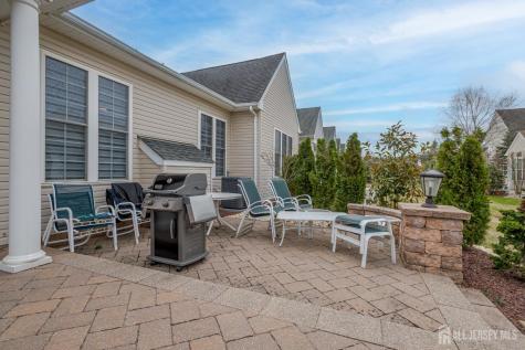 16 Tamarack Road Monroe NJ 08831