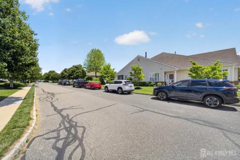 71 Burholme Drive Hamilton NJ 08691