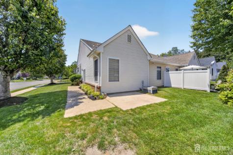 71 Burholme Drive Hamilton NJ 08691