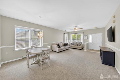 71 Burholme Drive Hamilton NJ 08691