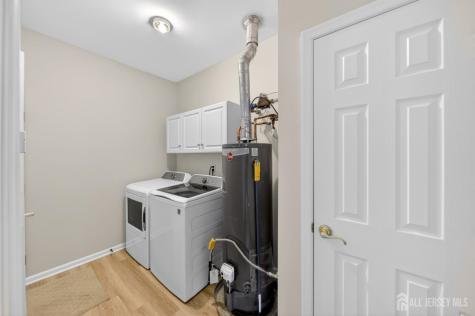 71 Burholme Drive Hamilton NJ 08691
