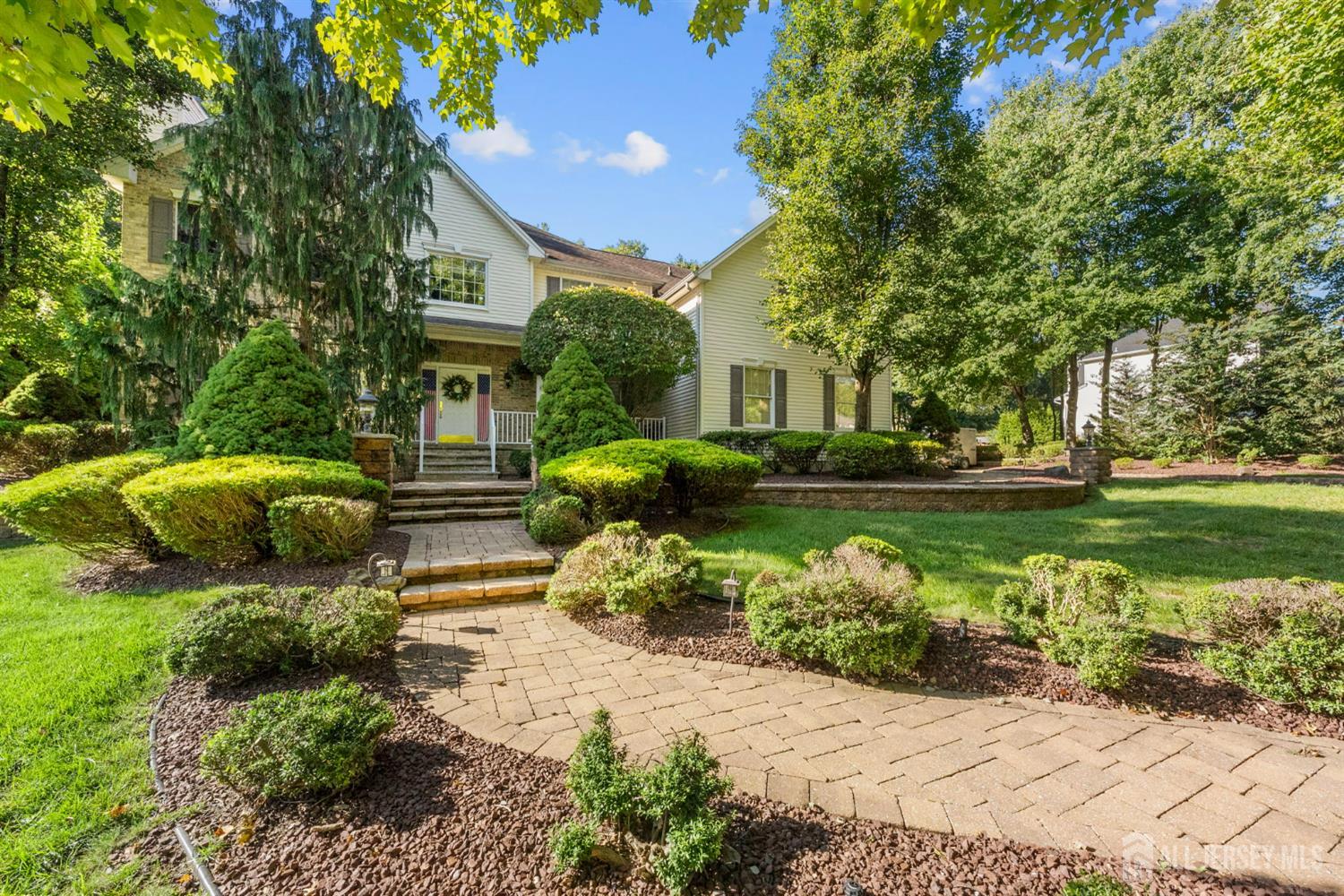 6 Polonia Court Monroe NJ 08831
